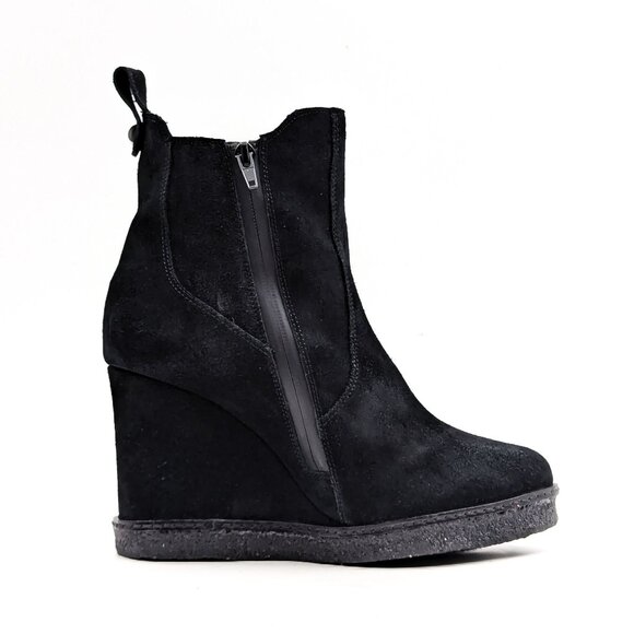 Vaneli Women Black Suede Waterproof Elastic Chelsea Wedge Boots size 8.5 - Picture 8 of 10